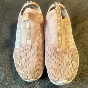 PUMA Kids Light Pink Slip-On Sneakers size 2C